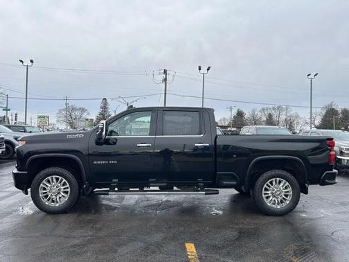 2022 Chevrolet Silverado 3500 High Country