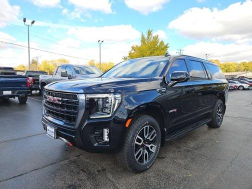 2022 GMC Yukon XL 4WD AT4