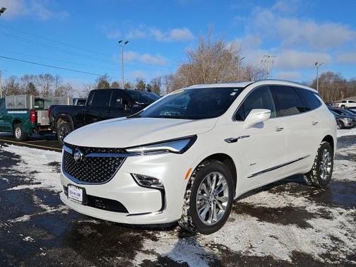 2023 Buick Enclave Avenir AWD