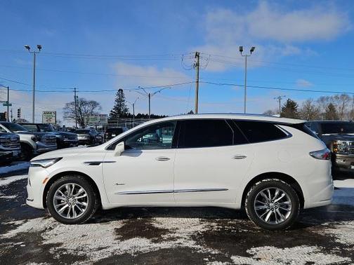 2023 Buick Enclave Avenir AWD