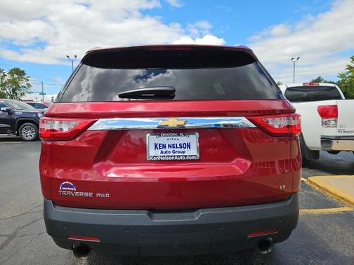 2020 Chevrolet Traverse LT Cloth