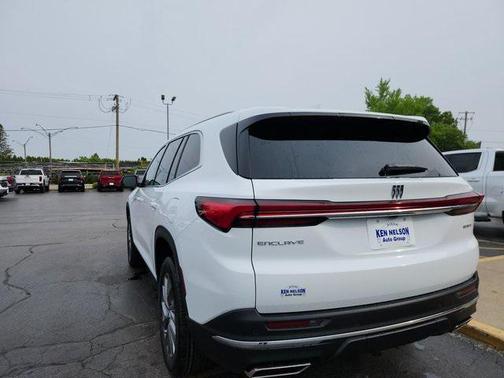 2025 Buick Enclave Preferred FWD