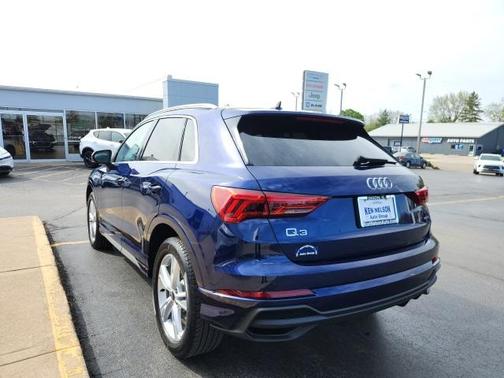 2024 Audi Q3 Premium 45 TFSI S line quattro Tiptronic