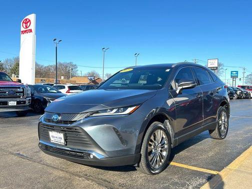 2023 Toyota Venza XLE