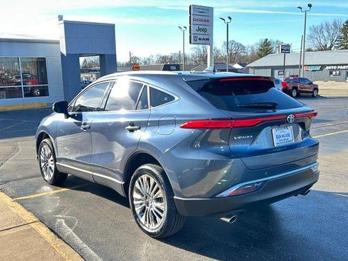 2023 Toyota Venza XLE