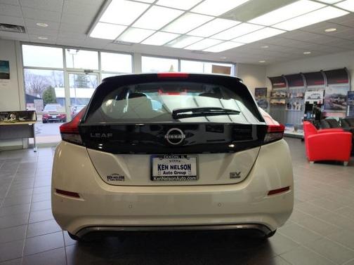 2025 Nissan Leaf SV PLUS