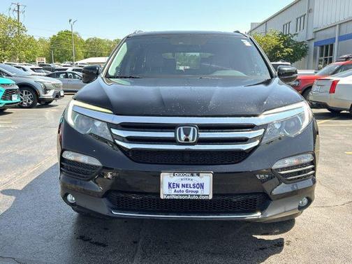 Crystal Black Pearl 2017 Honda Pilot Touring