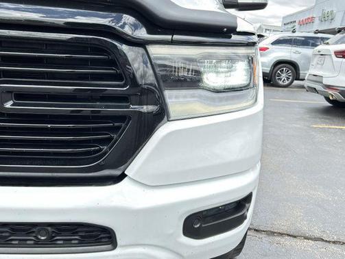 Bright White Clearcoat 2020 RAM 1500 Big Horn/Lone Star