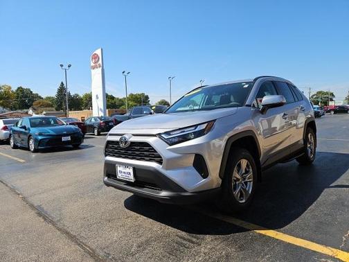2025 Toyota RAV4 Hybrid LE