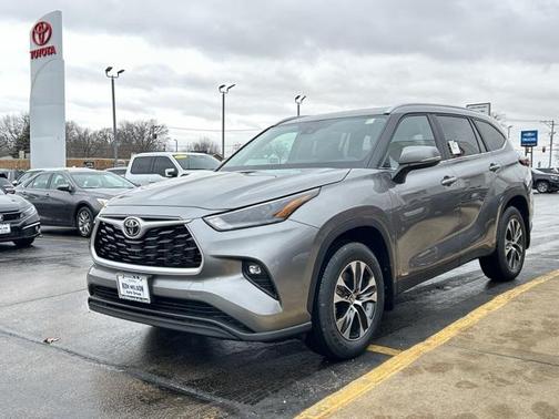 2026 Toyota Highlander Hybrid XLE
