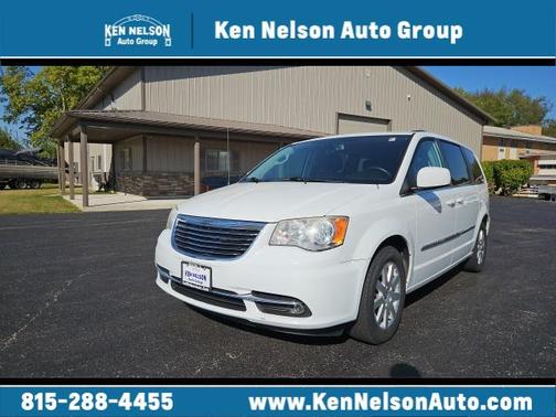 2014 Chrysler Town & Country Touring