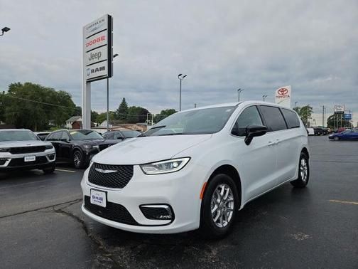 2026 Chrysler Pacifica L