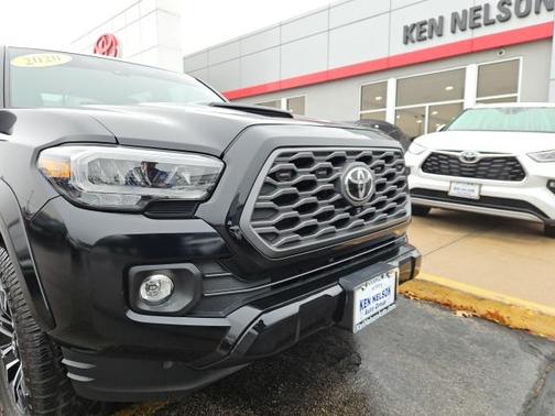 2020 Toyota Tacoma TRD Sport