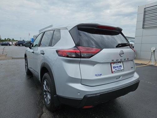 2025 Nissan Rogue S