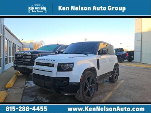 2022 Land Rover Defender V8