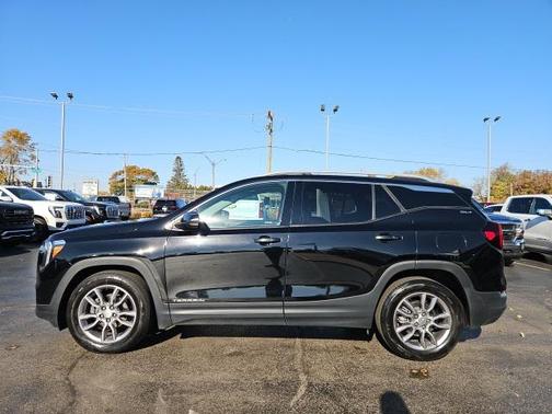2022 GMC Terrain SLT