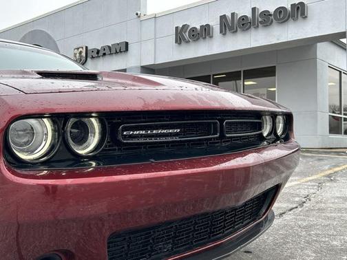 2018 Dodge Challenger SXT