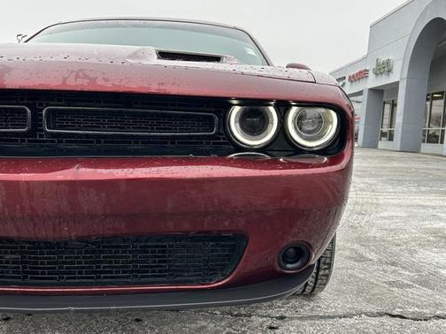 2018 Dodge Challenger SXT