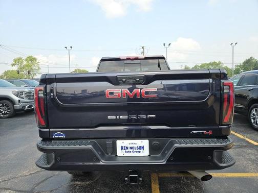 2024 GMC Sierra 2500 AT4