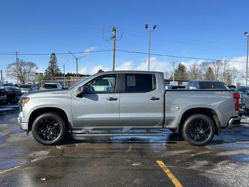 2023 Chevrolet Silverado 1500 Custom