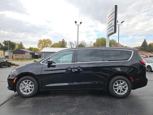 2026 Chrysler Pacifica L