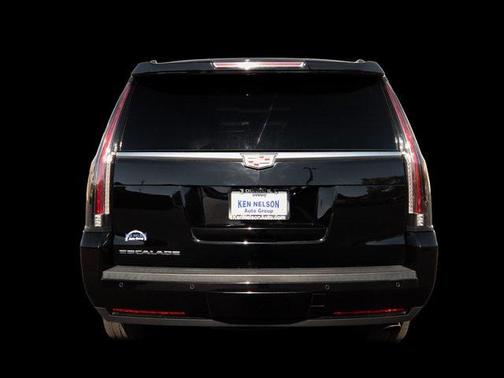 2018 Cadillac Escalade Premium Luxury