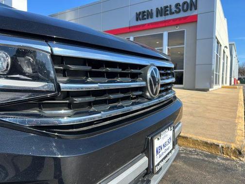 2021 Volkswagen Atlas 2.0T SE w/Technology 4MOTION