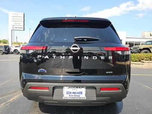 2025 Nissan Pathfinder SV 4WD