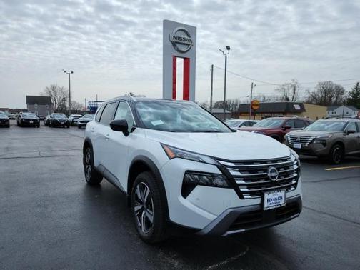 2025 Nissan Rogue SL