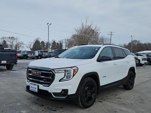 2023 GMC Terrain AWD AT4