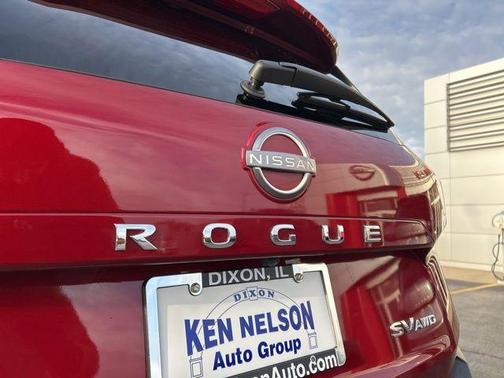 2023 Nissan Rogue SV