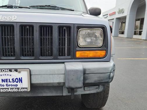 1999 Jeep Cherokee SE 4WD