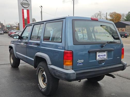 1999 Jeep Cherokee SE 4WD