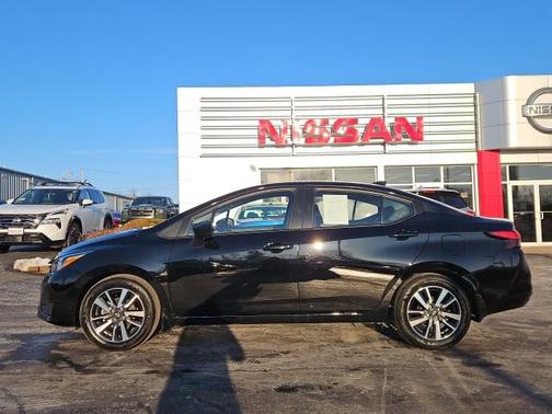 2024 Nissan Versa 1.6 SV