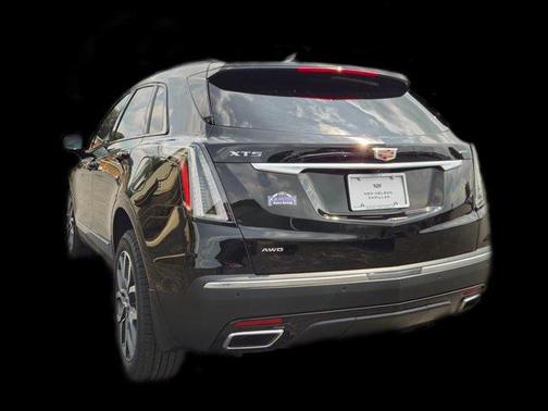 2025 Cadillac XT5 Sport