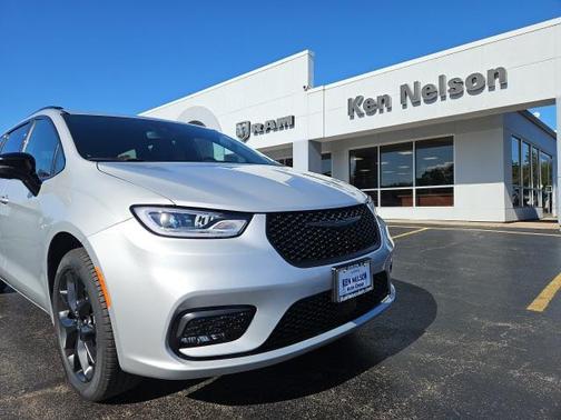 2026 Chrysler Pacifica Limited