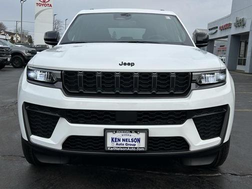 2026 Jeep Grand Cherokee Altitude