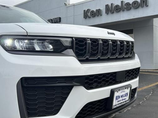 2026 Jeep Grand Cherokee Altitude