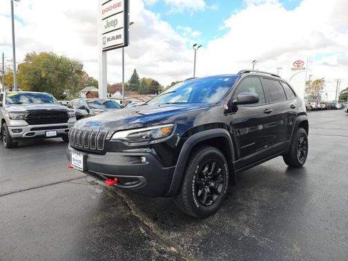 2019 Jeep Cherokee Trailhawk