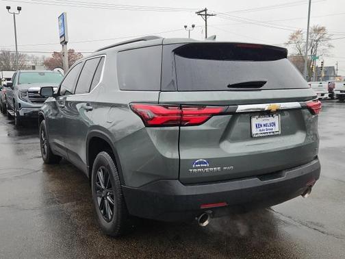 2023 Chevrolet Traverse LT Cloth