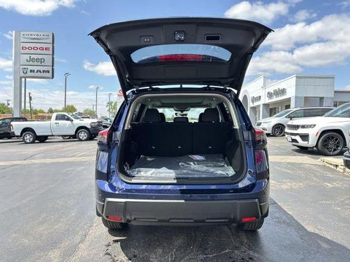 Deep Ocean Blue Pearl 2026 Nissan Rogue Dark Armor