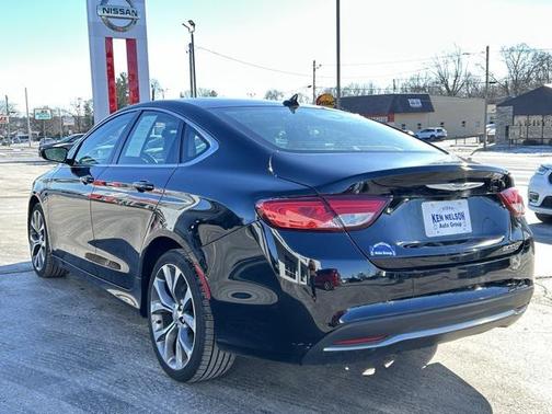 2016 Chrysler 200 C
