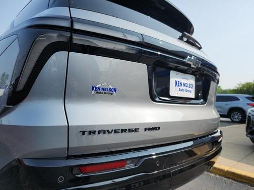 2025 Chevrolet Traverse RS