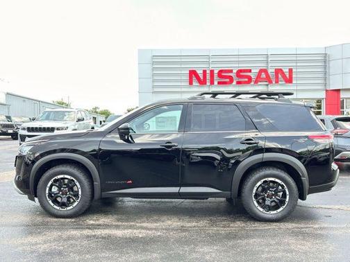 Super Black 2026 Nissan Pathfinder Rock Creek