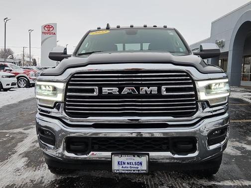 2022 RAM 2500 Laramie Crew Cab 4x4 6'4' Box