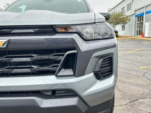 Sterling Gray Metallic 2026 Chevrolet Colorado LT
