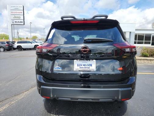 2025 Nissan Rogue Rock Creek