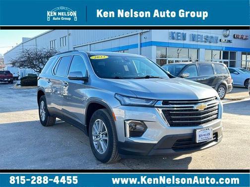 2023 Chevrolet Traverse LT Cloth