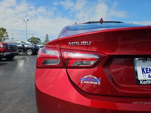 2024 Chevrolet Malibu FWD 2LT