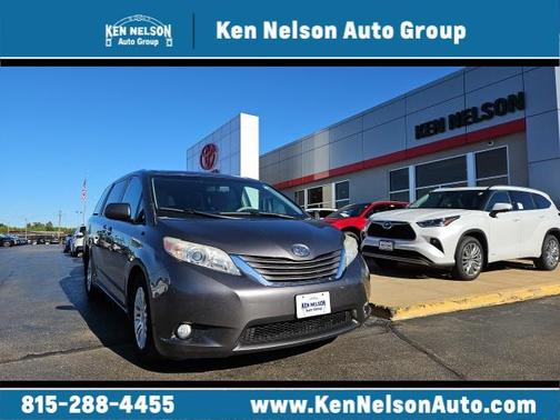2013 Toyota Sienna XLE